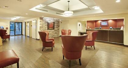 Red Roof Inn PLUS+ Austin South