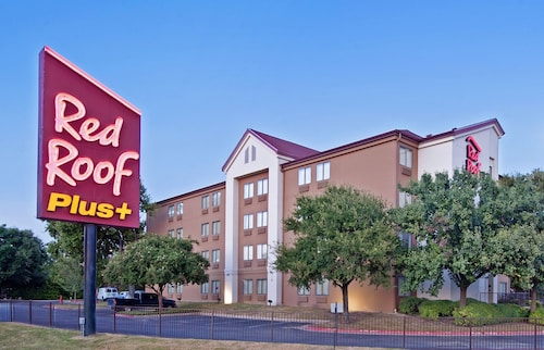 Red Roof Inn PLUS+ Austin South – Airport.