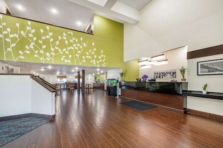 Lobby. Sleep Inn Henderson-Evansville South