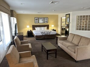 Suite, 1 King Bed, Non Smoking