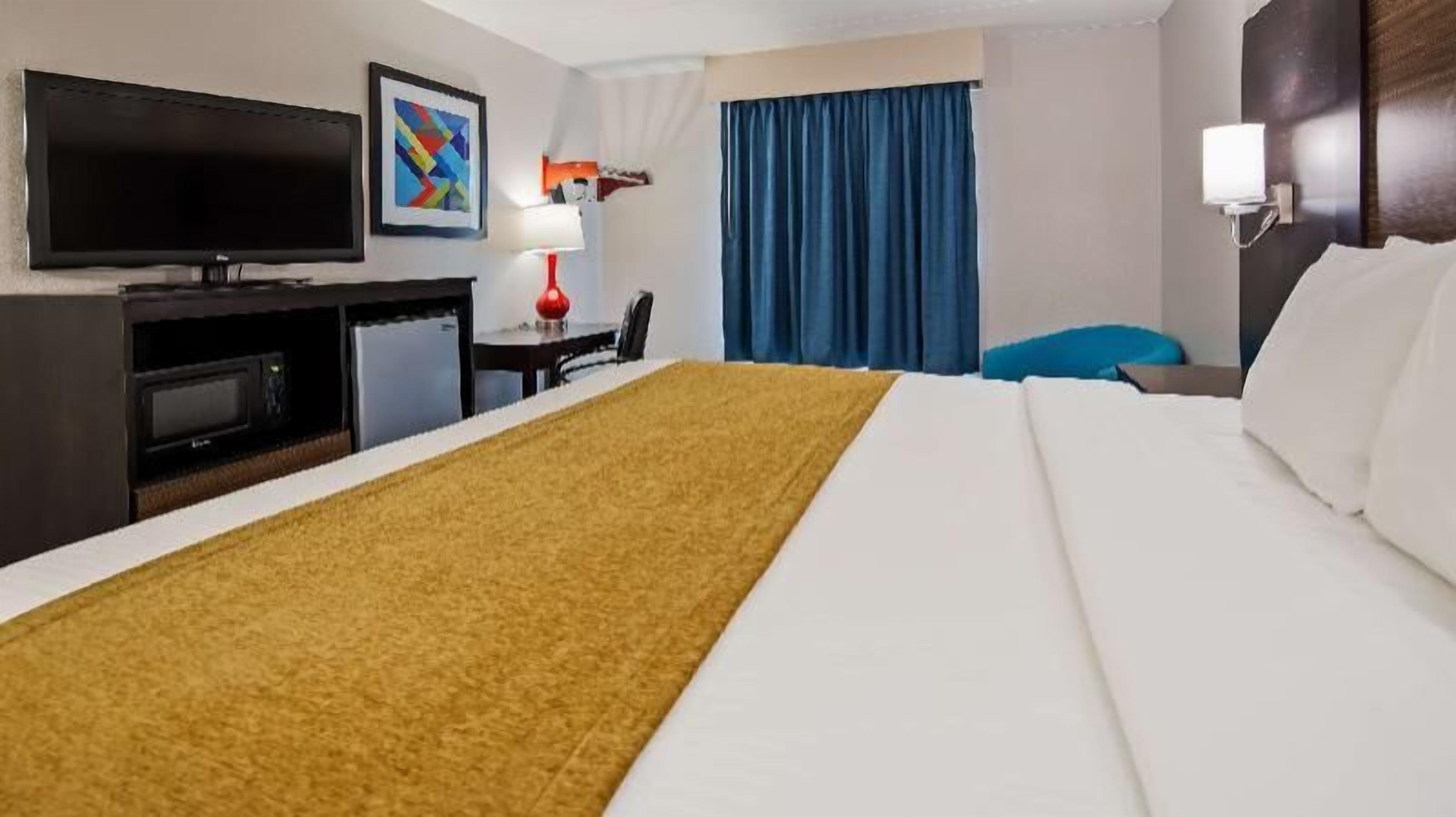 In-room safe, desk, laptop workspace, blackout curtains
