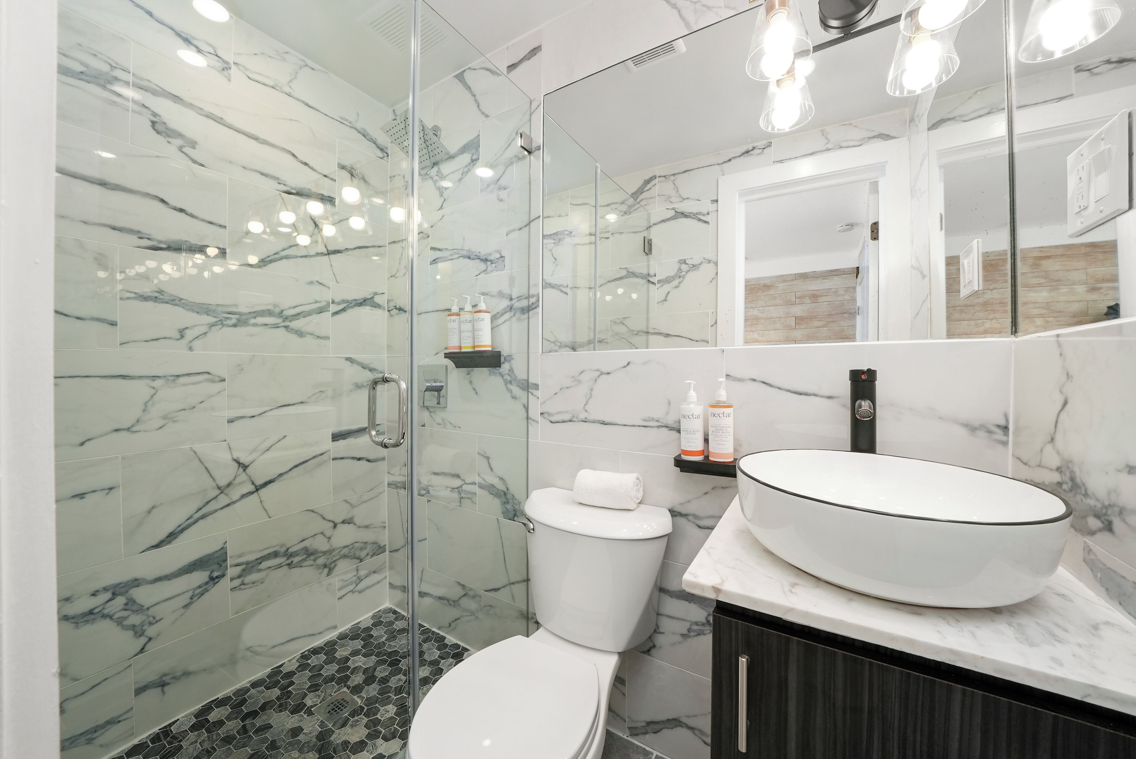 Photo - Chesterfield Hotel & Suites