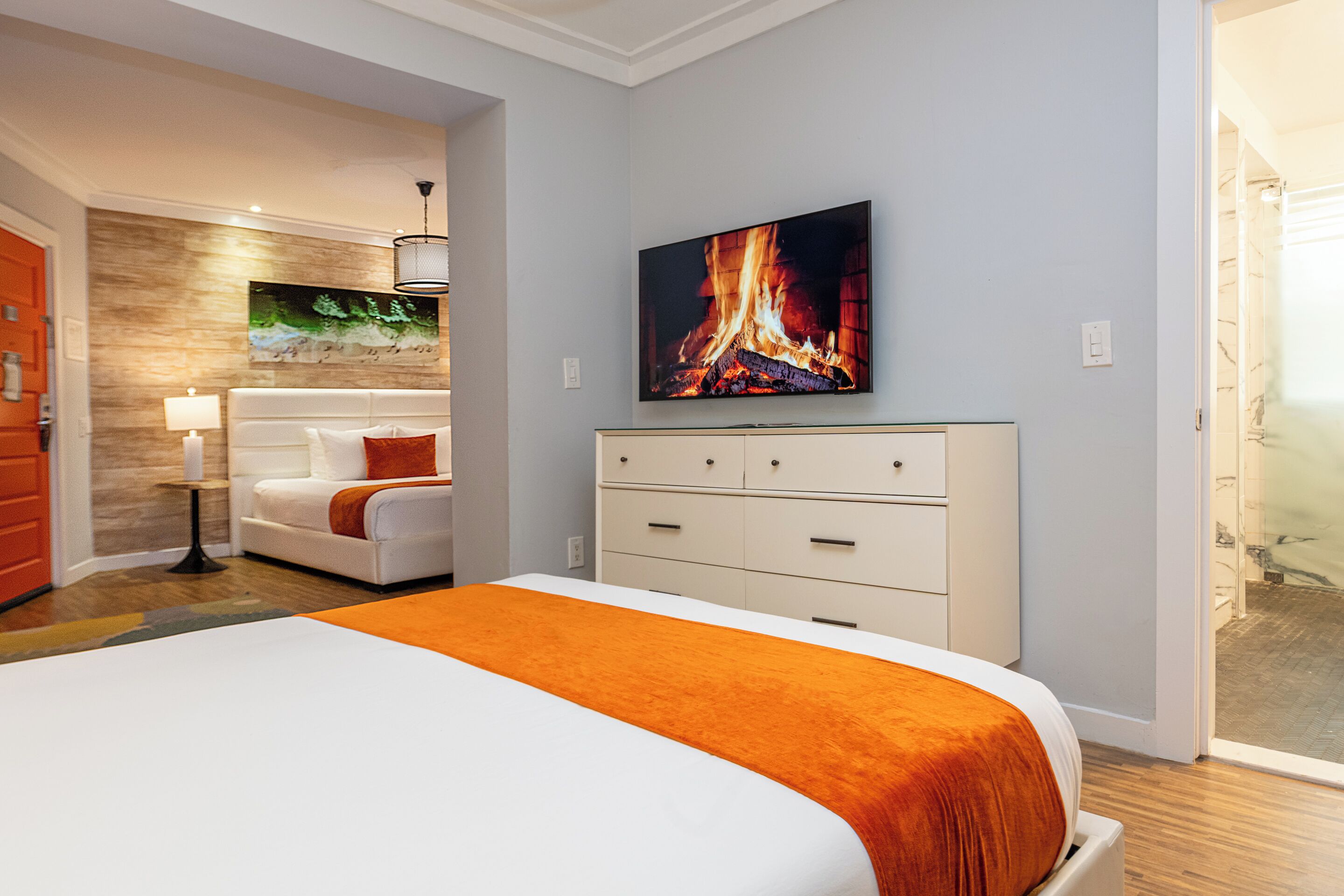 Photo - Chesterfield Hotel & Suites