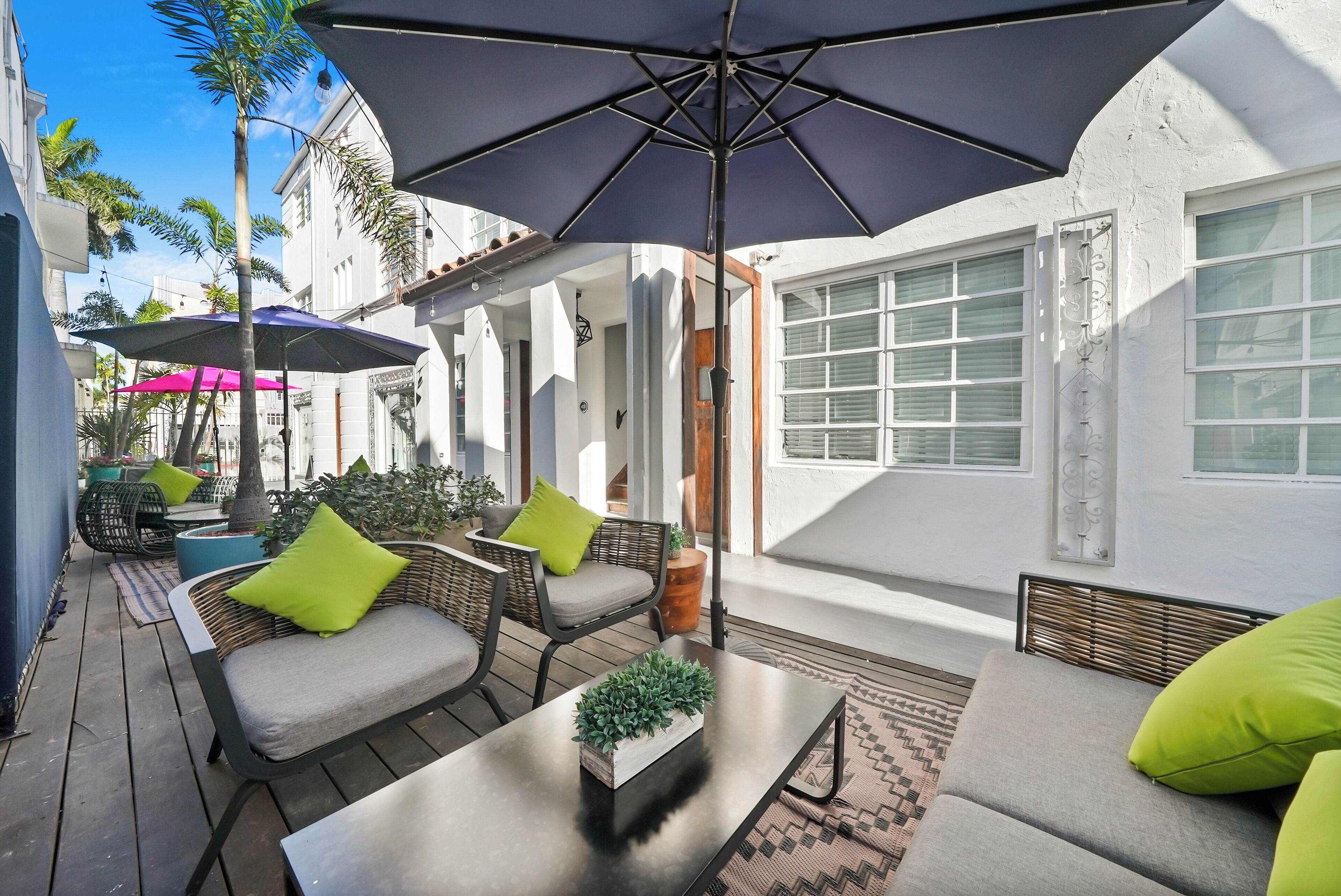 Photo - Chesterfield Hotel & Suites