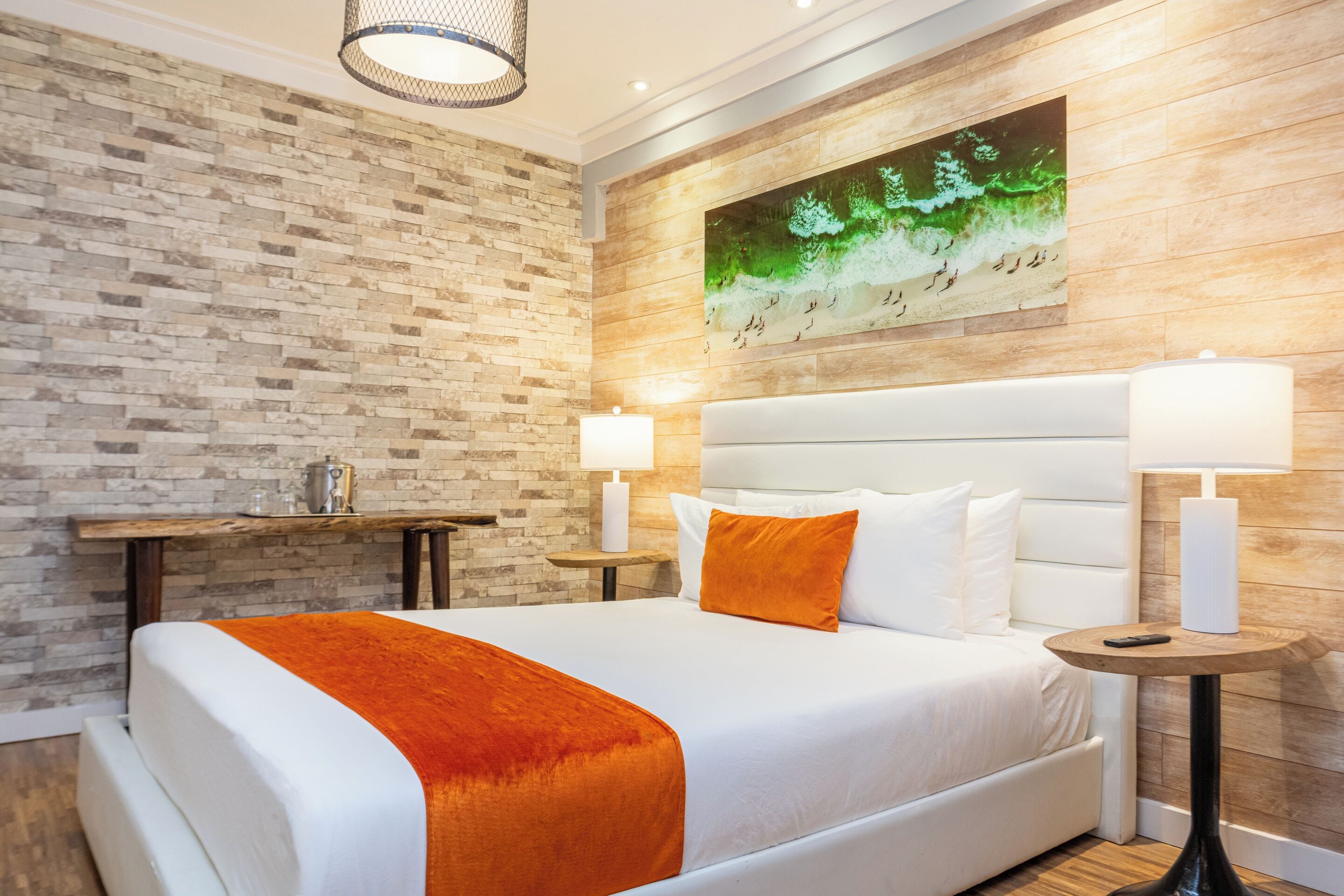 Photo - Chesterfield Hotel & Suites