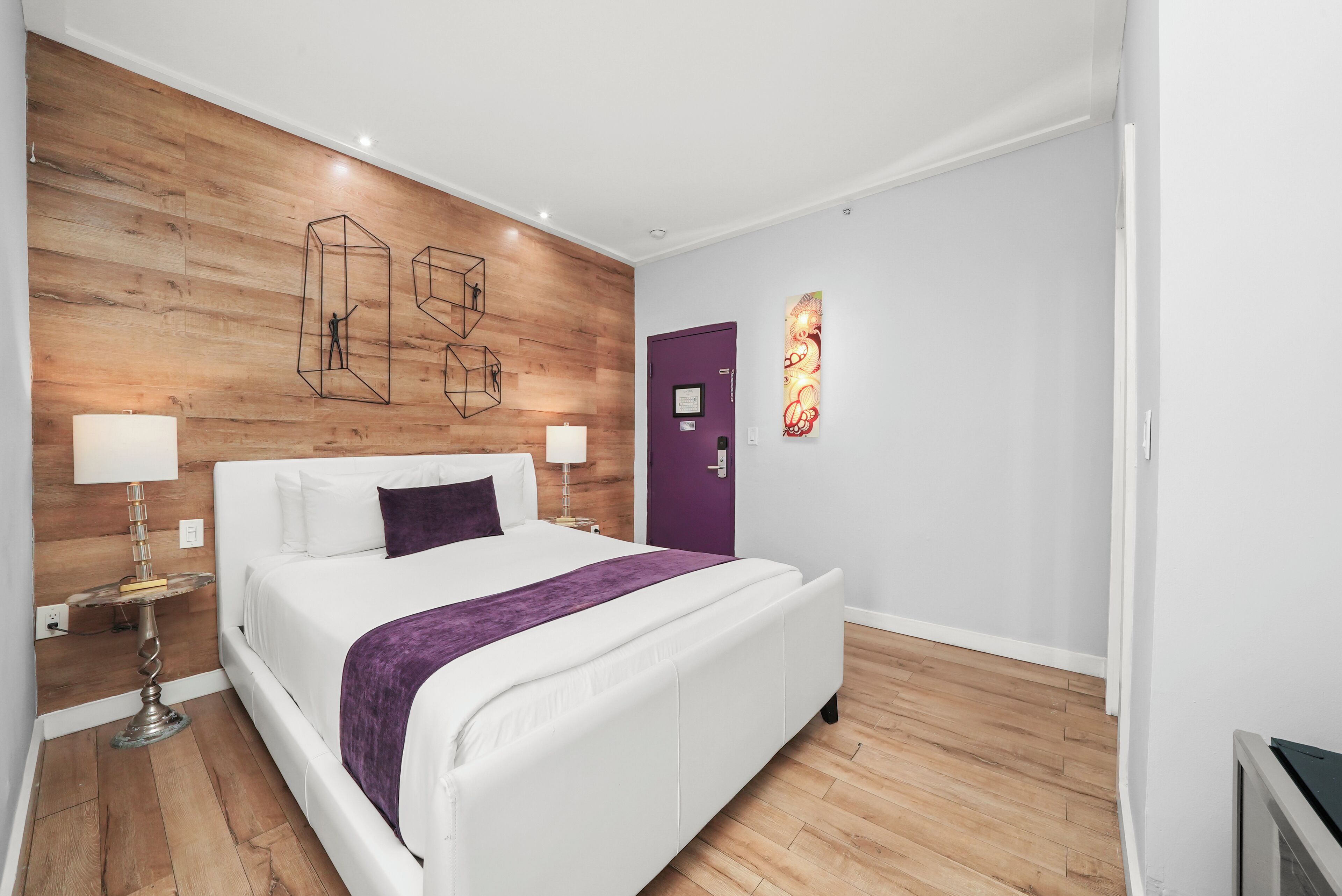 Photo - Shelley Hotel