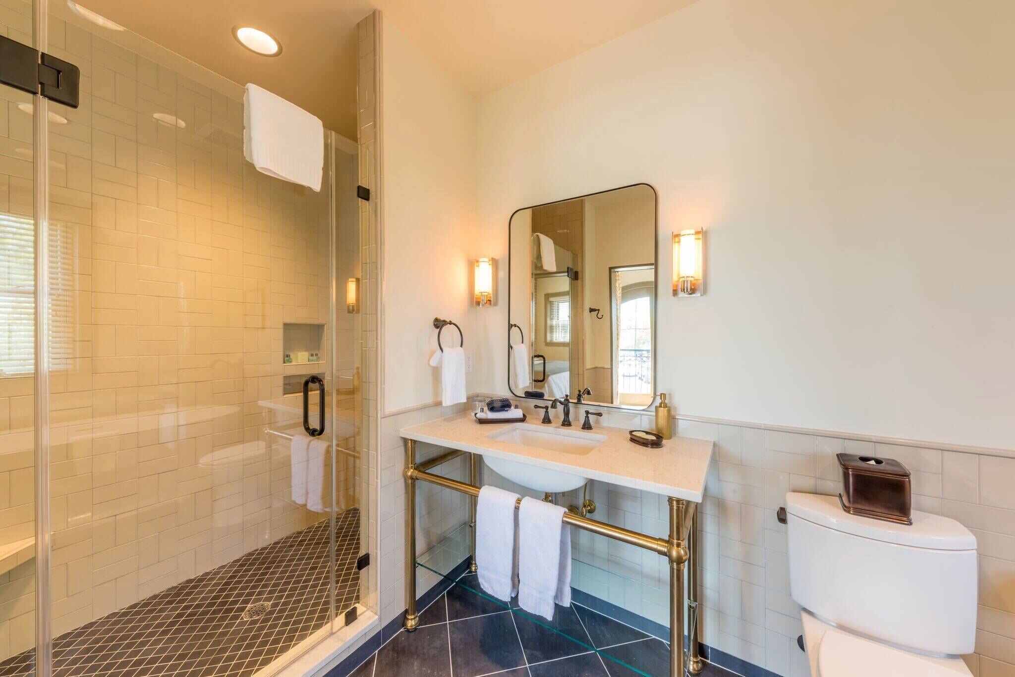 suite, 1 king bed (st. phillip suite) | bathroom | free toiletries, hair dryer, bathrobes, towels