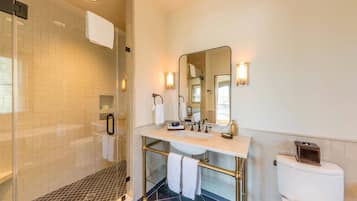 Suite, 1 King Bed (St. Phillip Suite) | Bathroom