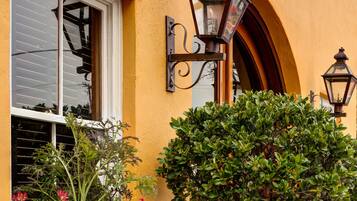 EntrĂ©e de lâhĂ©bergement