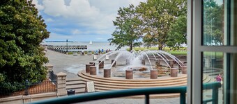 HarbourView Inn