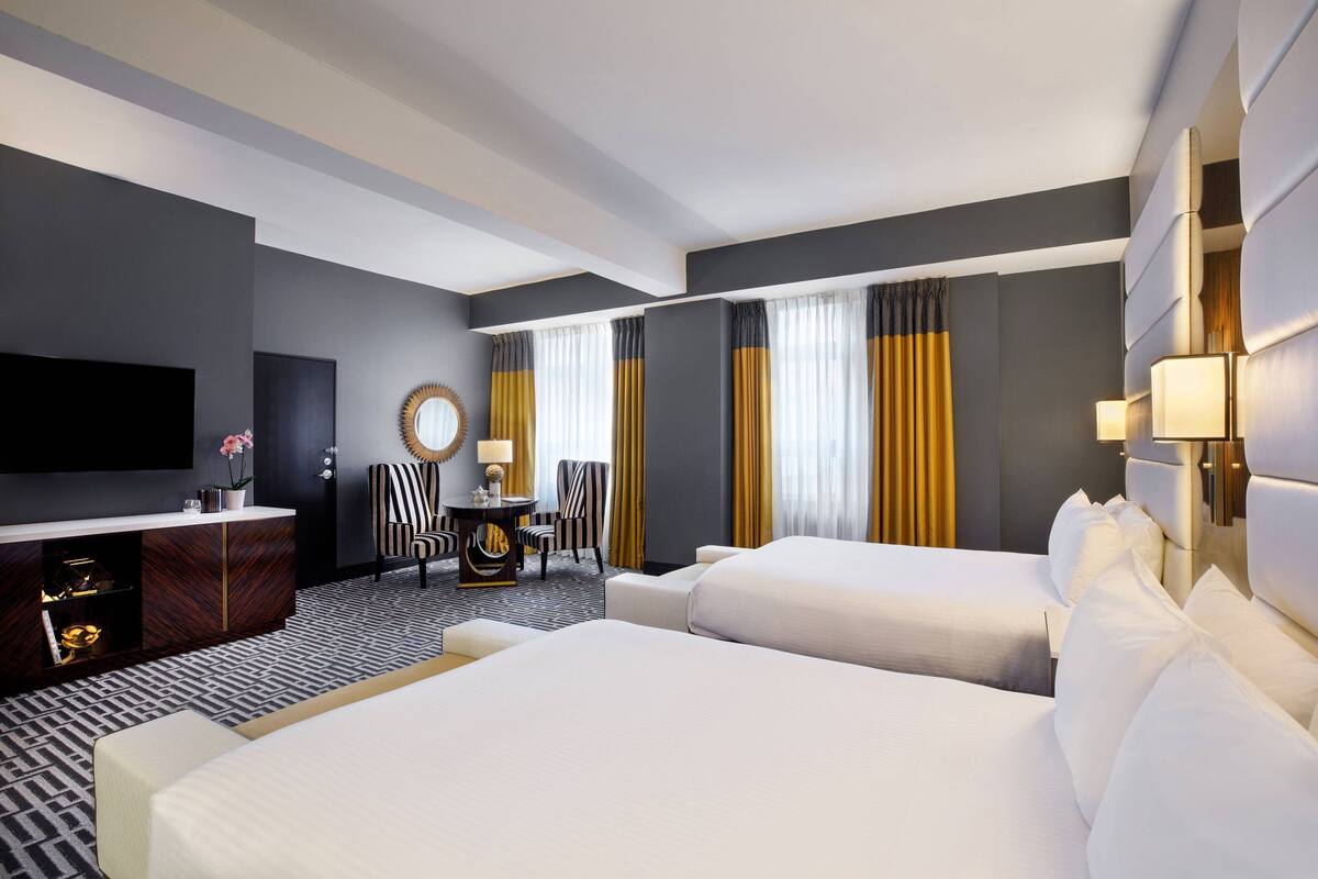エジプト綿のシーツ、高級寝具、ミニバー、セーフティボックス (室内)