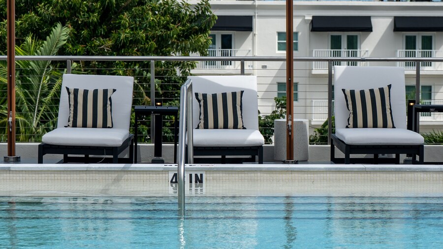 Nassau Suite South Beach - an All Suites Hotel