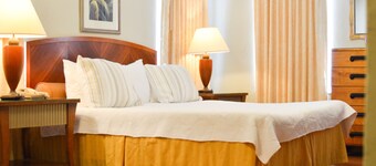 Viscay Hotel