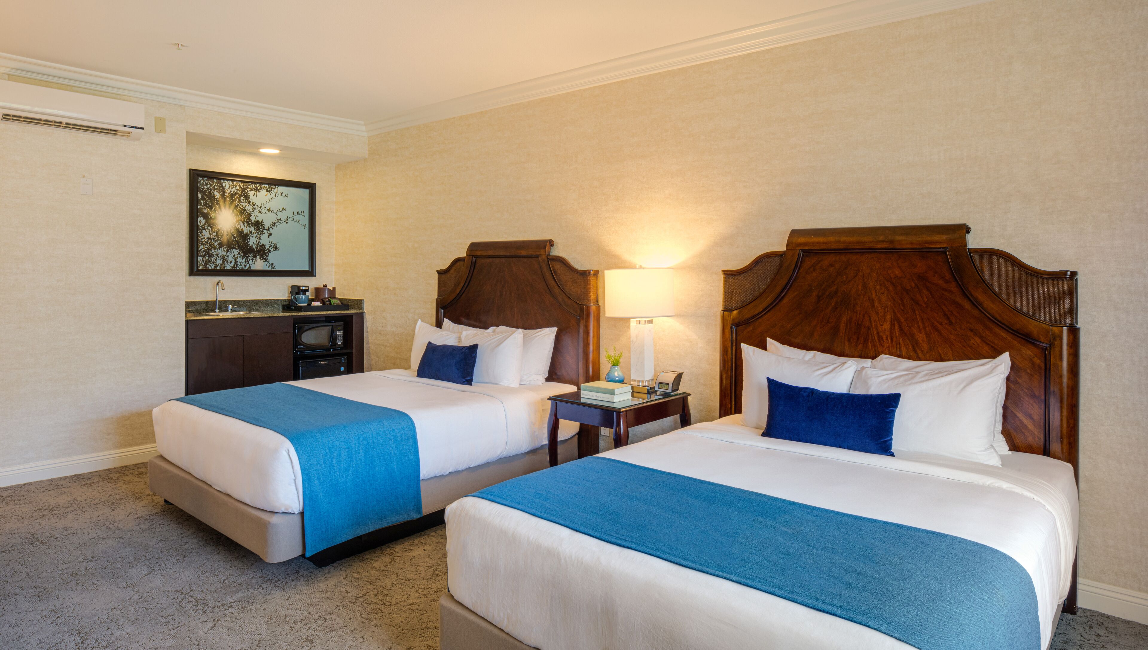2 queen studio suite | premium bedding, down duvets, pillow-top beds, in-room safe