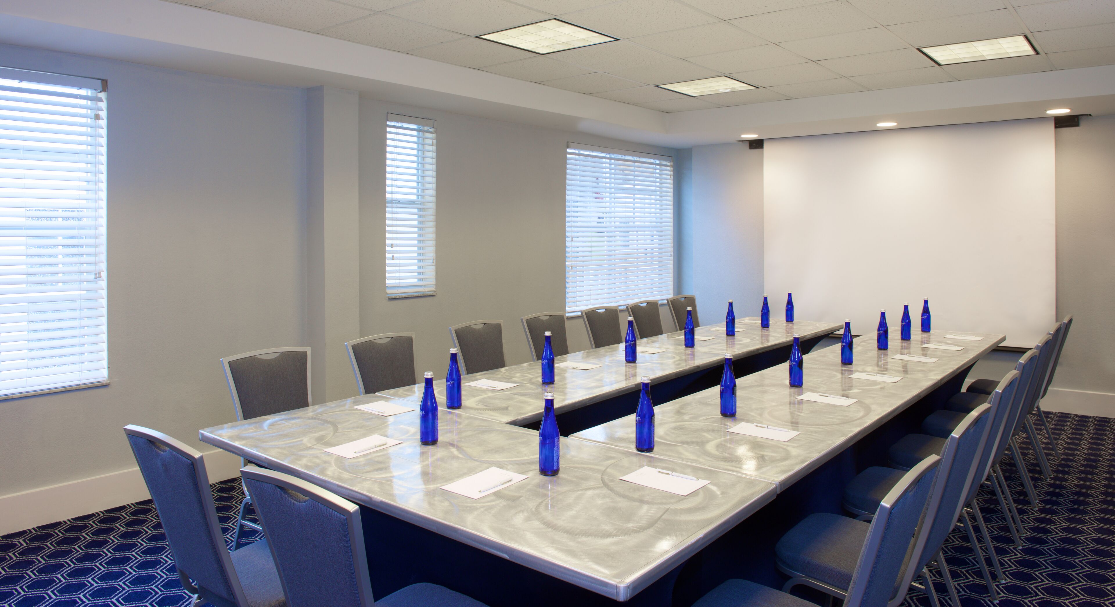 Photo - Blue Moon Hotel