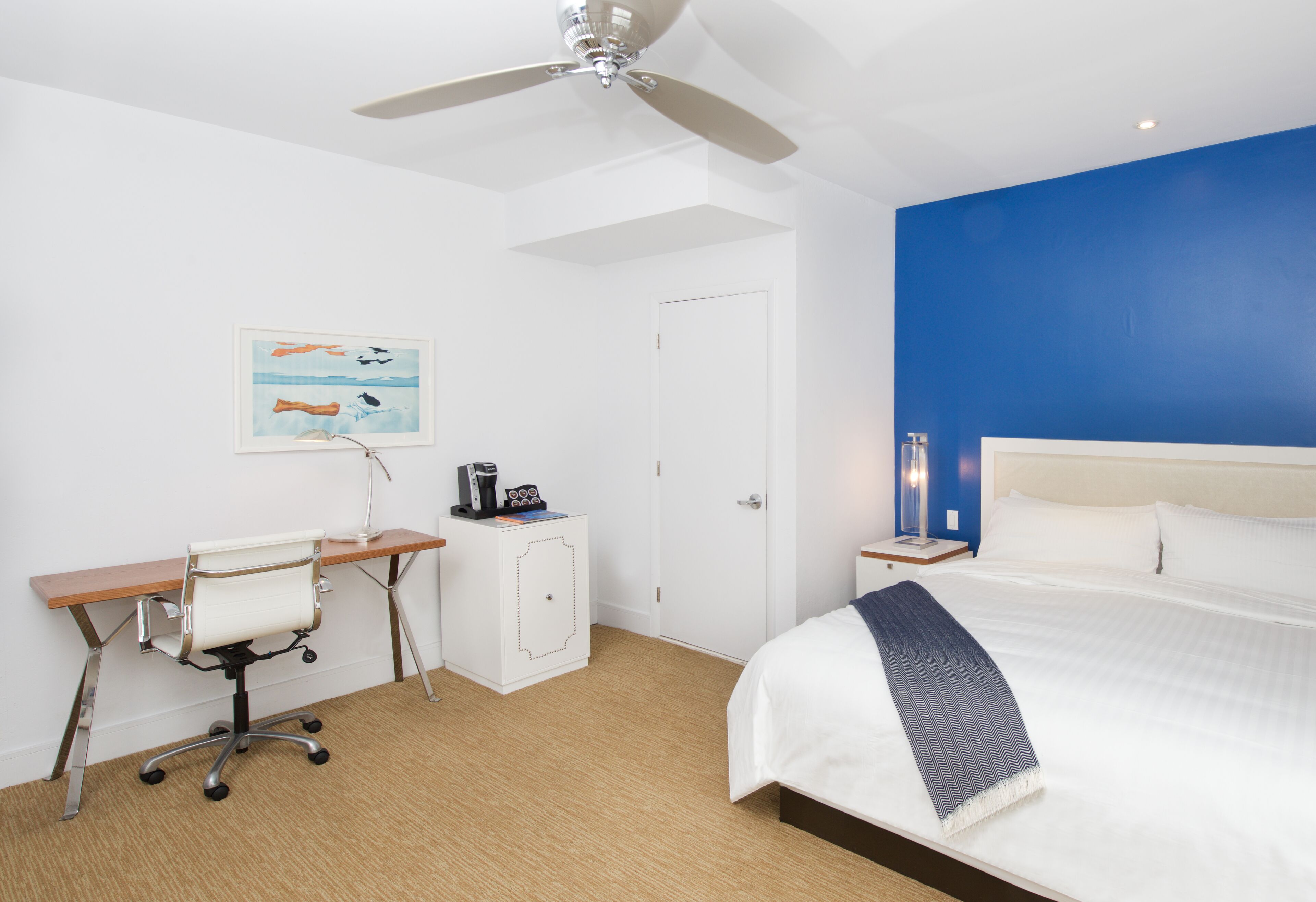 Photo - Blue Moon Hotel