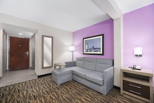 Ropa de cama de alta calidad y escritorio