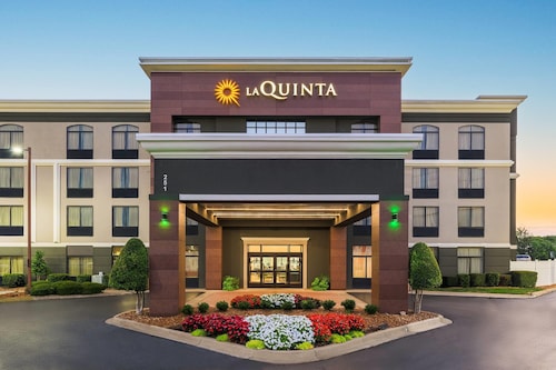 La Quinta Inn & Suites by Wyndham Clarksville