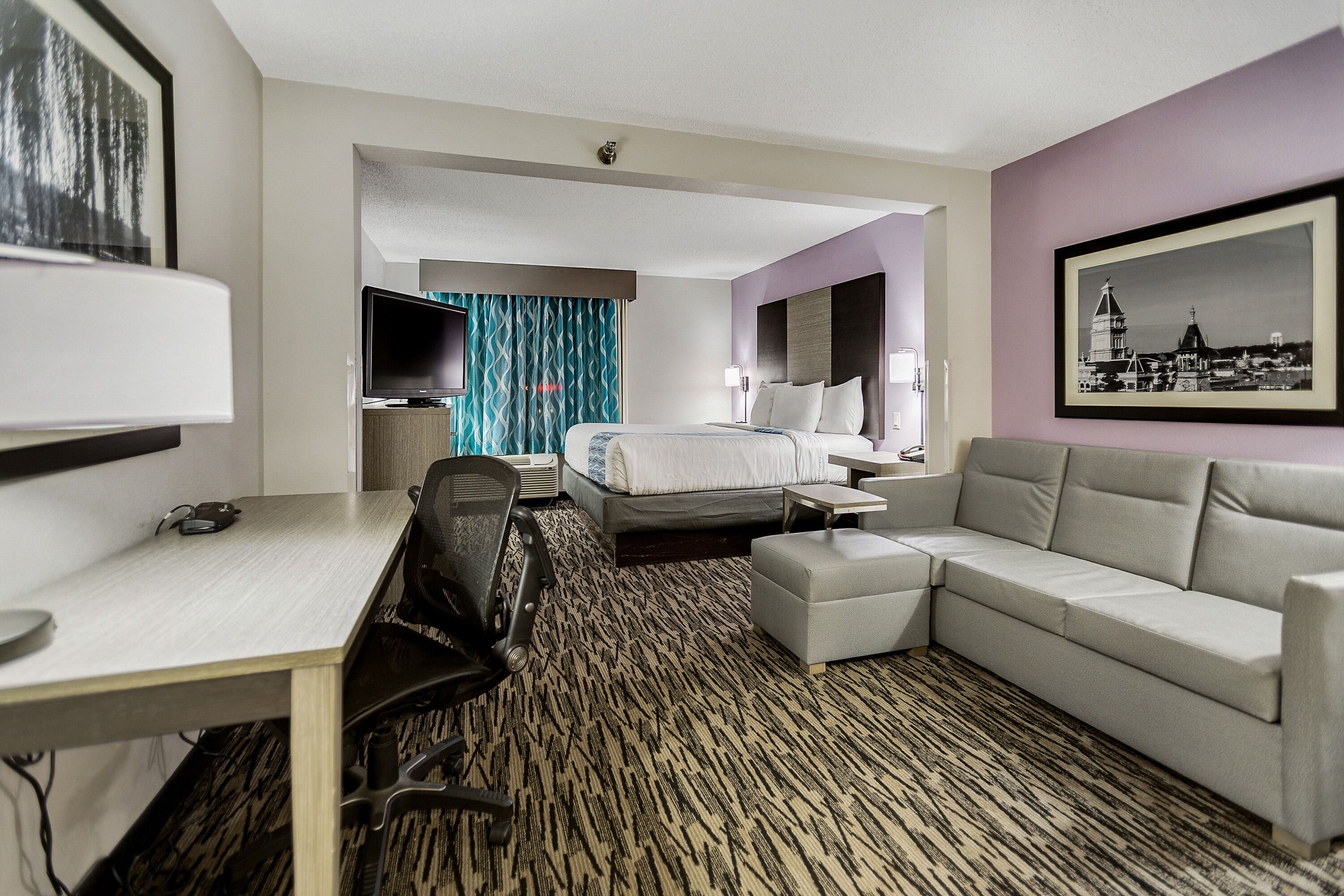 Deluxe Room, 1 King Bed, Non Smoking