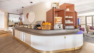 Daily buffet breakfast (EUR 15.50 per person)