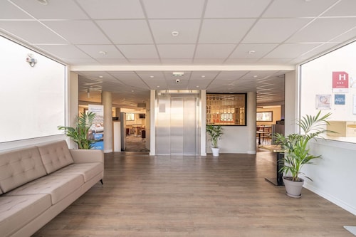 Brit Hotel Angers Parc Expo - L'Acropole