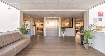 Brit Hotel Angers Parc Expo - L'Acropole