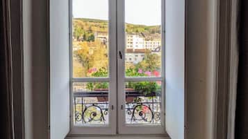 Chambre Double PrivilÚge | Literie de qualité supérieure, bureau, chambres insonorisées