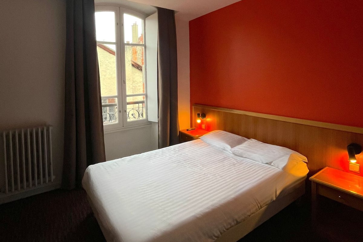 Chambre Double Confort, non-fumeurs | Literie de qualité supérieure, bureau, chambres insonorisées