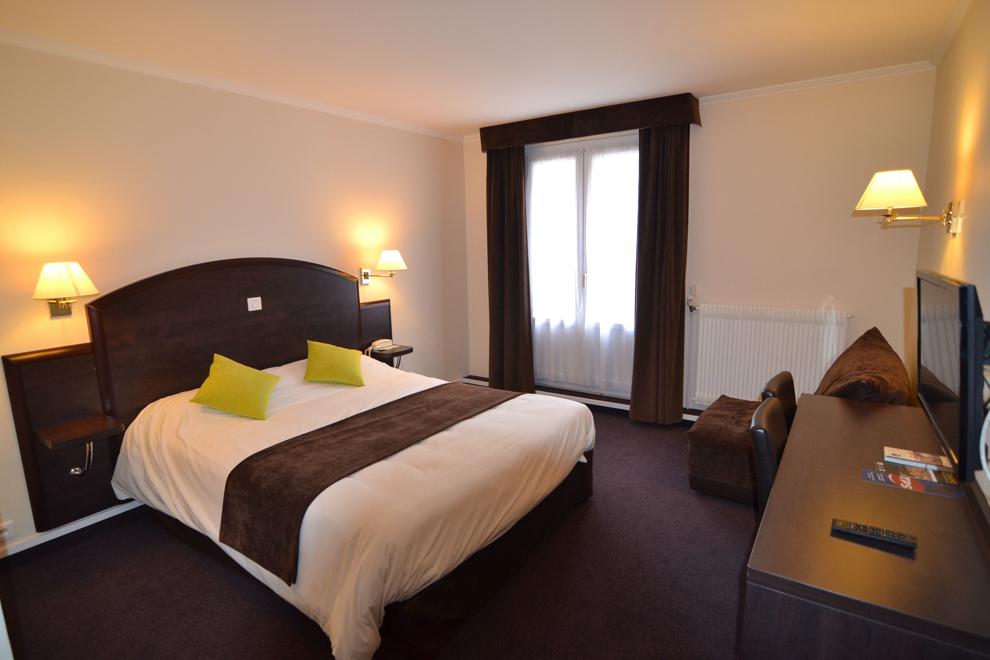 comfort double room | minibar, in-room safe, desk, free wifi