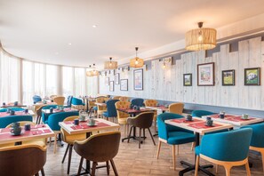 Daily buffet breakfast (EUR 14 per person)