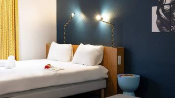 Standard Suite, Multiple Beds | Individually decorated, individually furnished, desk, iron/ironing board