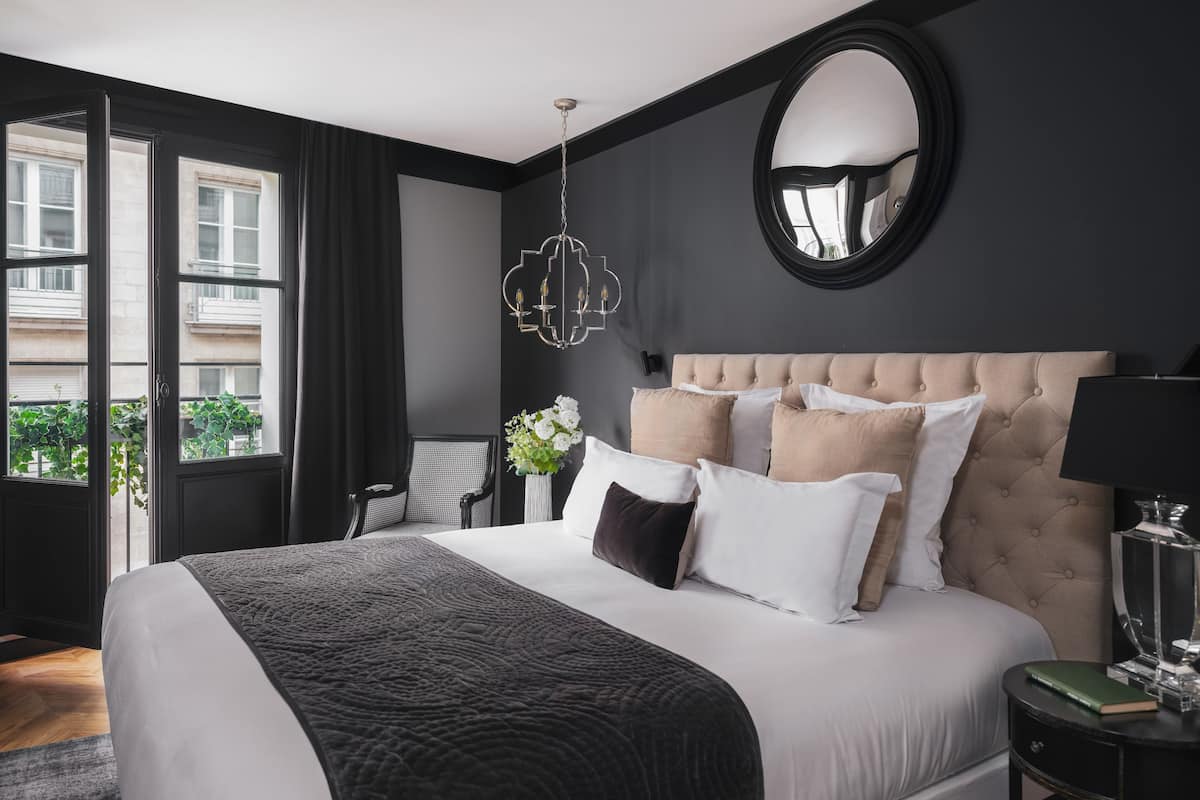 Deluxe-Zimmer | 1 Schlafzimmer, hochwertige Bettwaren, Tempur-Pedic-Betten, Zimmersafe