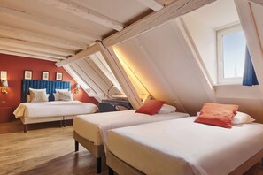 Quarto família | 1 quarto, cofres nos quartos, escrivaninha, quartos à prova de som