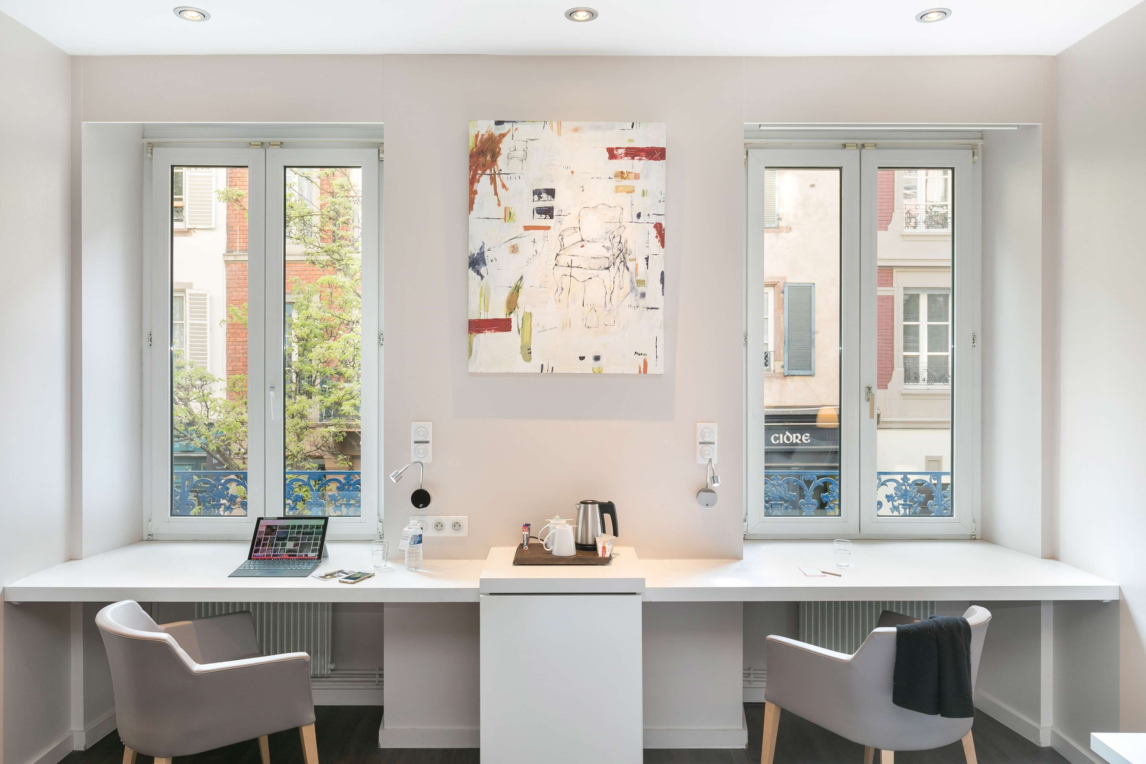 superior twin room | 1 bedroom, in-room safe, desk, soundproofing