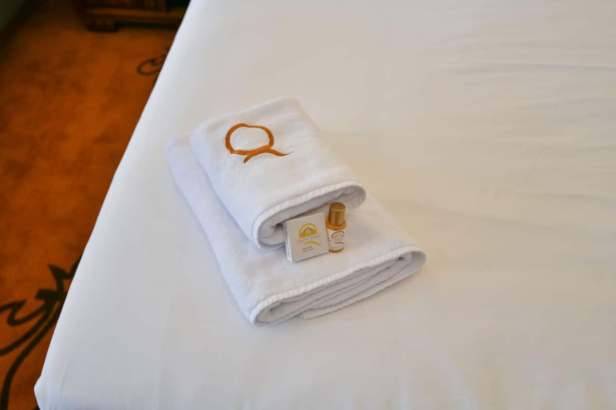 in-room safe, desk, soundproofing, free wifi