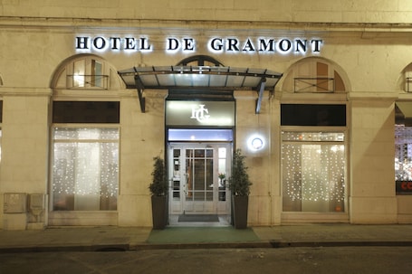 Entrada de la propiedad. Hotel de Gramont