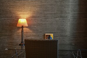 Chambre Double Superieure | In-room safe, desk, soundproofing, free WiFi