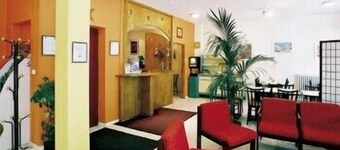 Hotel de Paris et des Voyageurs