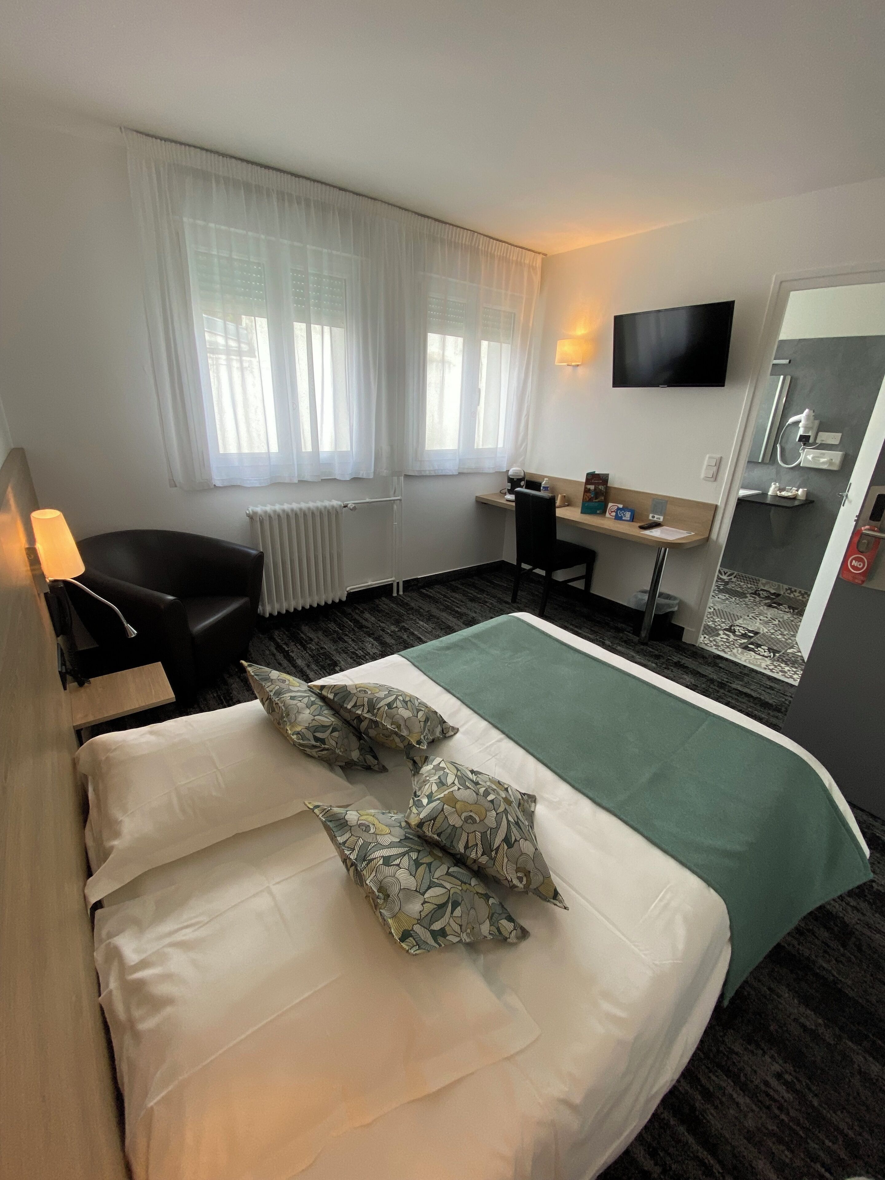 comfort double room | desk, blackout curtains, soundproofing, iron/ironing board