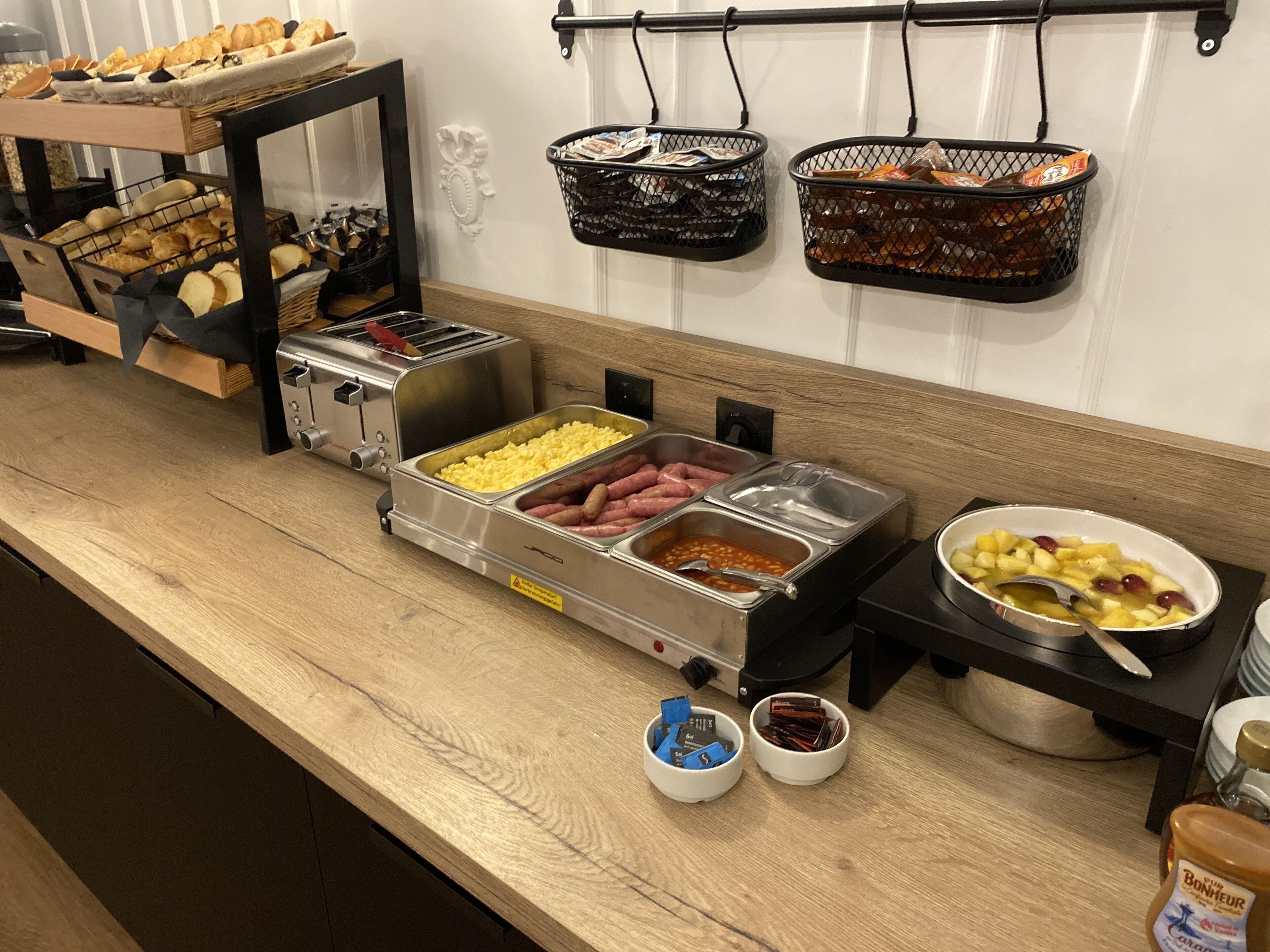 daily buffet breakfast (eur 13.50 per person)