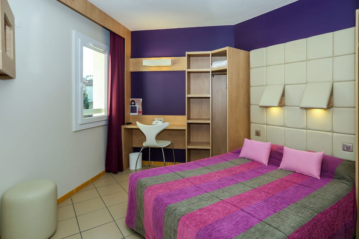 In-room safe, desk, blackout curtains, soundproofing