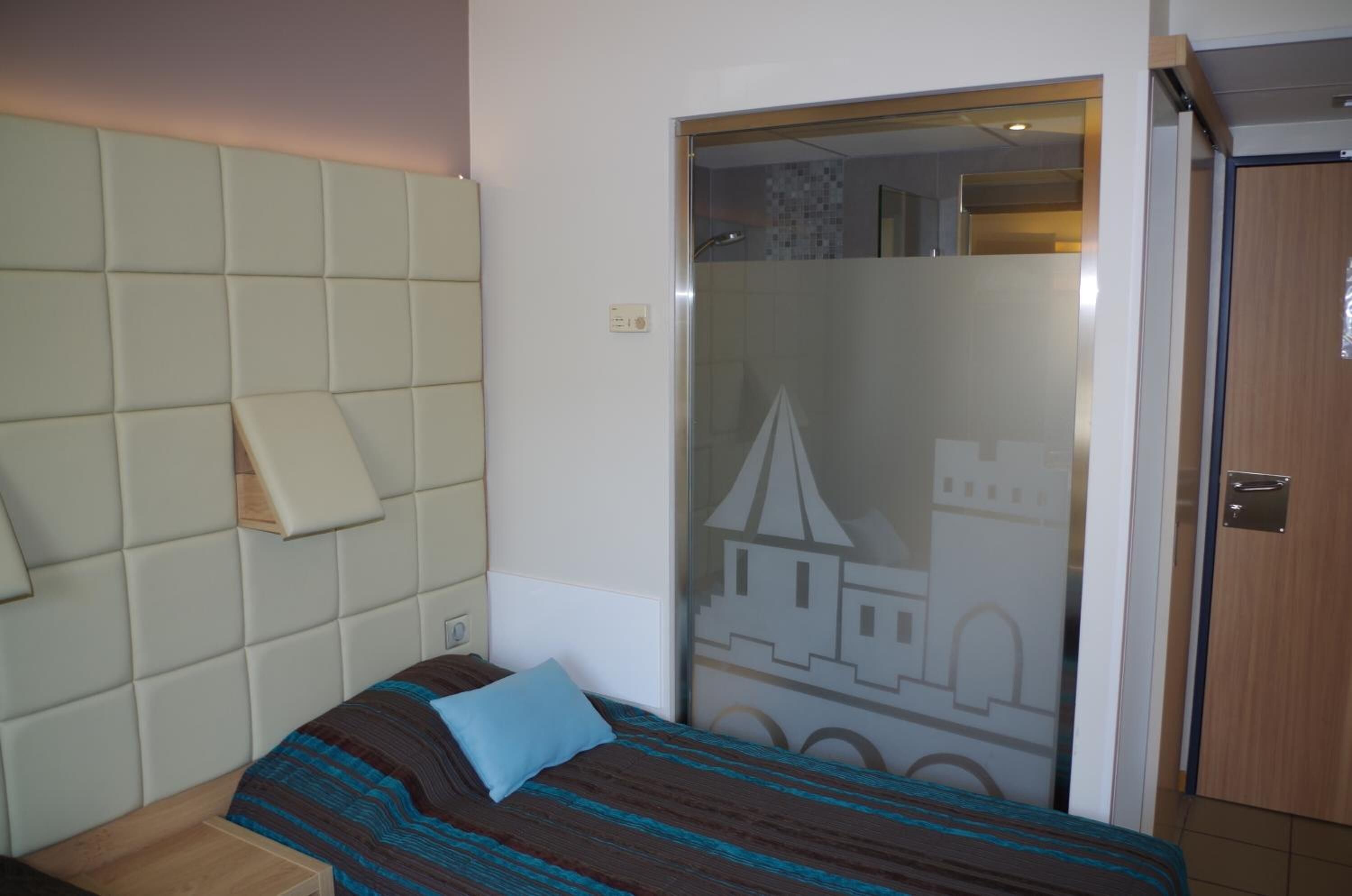 in-room safe, desk, blackout curtains, soundproofing