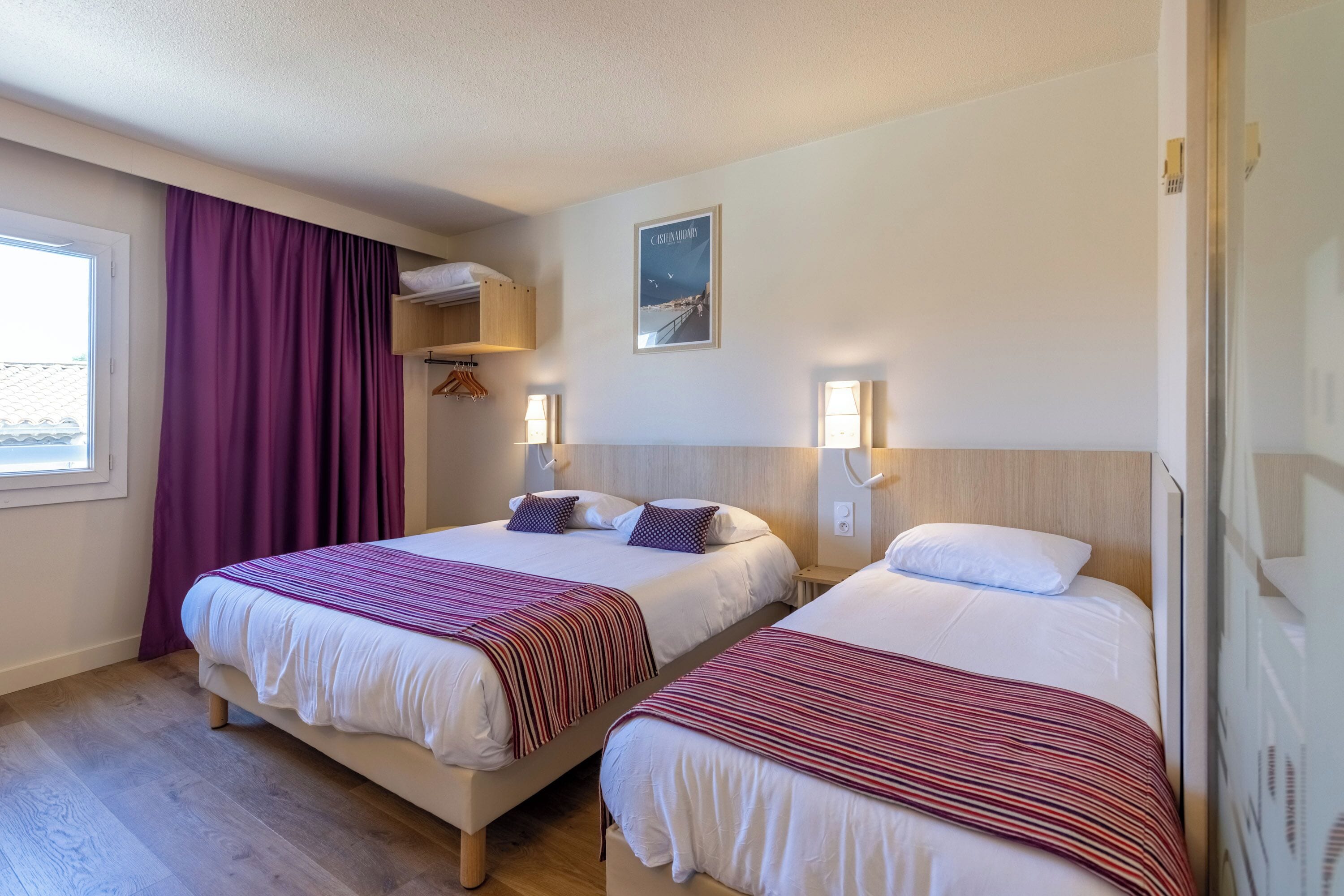 Triple Room | In-room safe, desk, blackout curtains, soundproofing