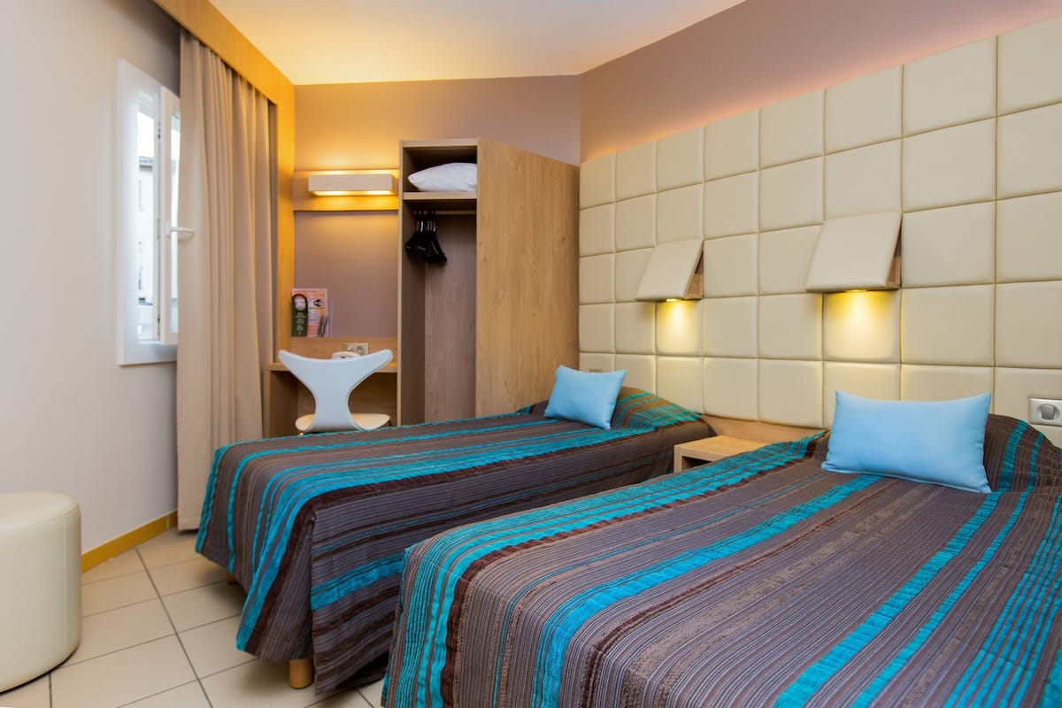 in-room safe, desk, blackout curtains, soundproofing