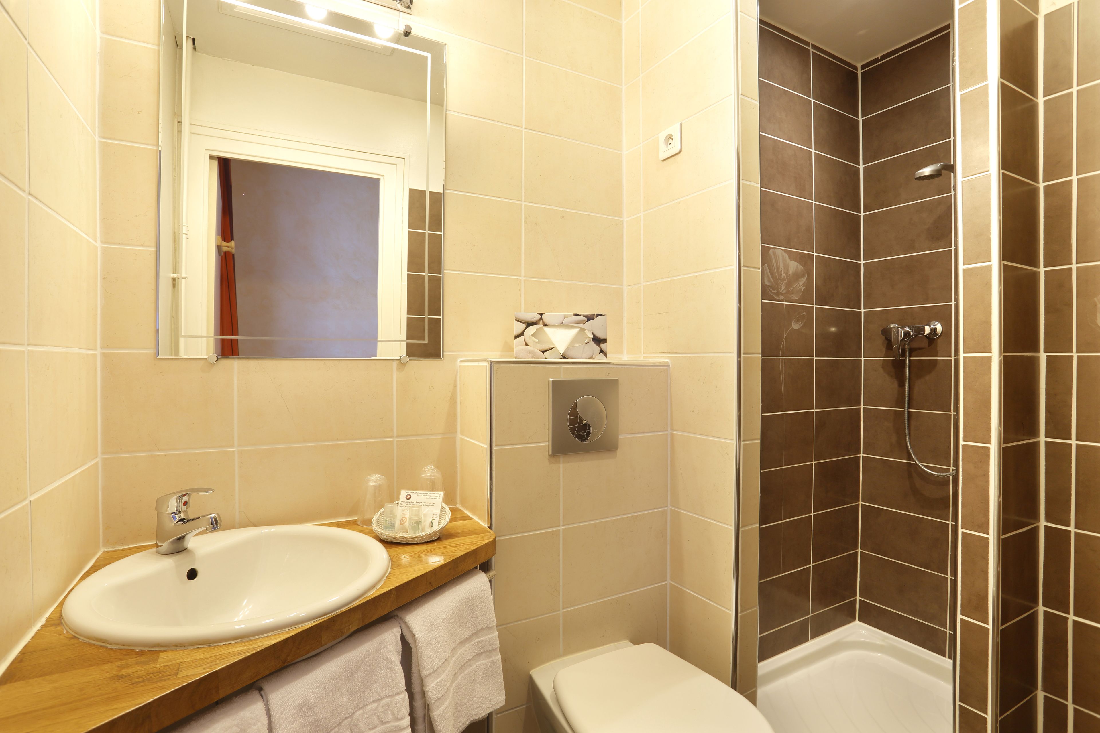 Foto - Hôtel Les Tilleuls, Bourges