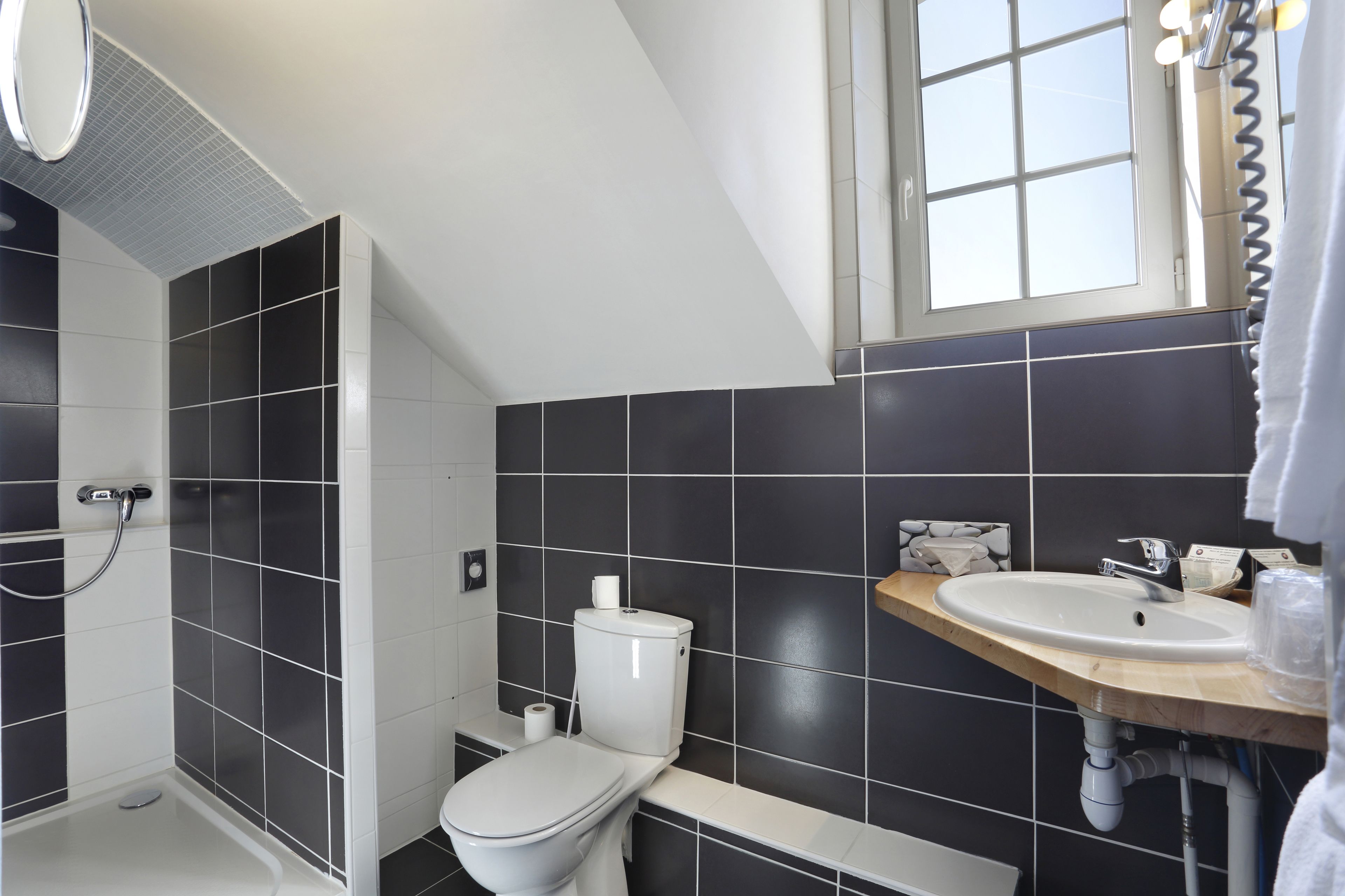 Foto - Hôtel Les Tilleuls, Bourges