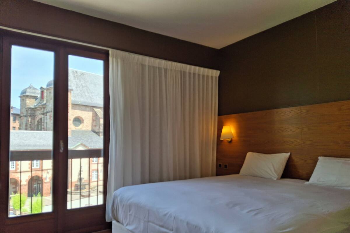 Premium Double Room, City View | Desk, blackout drapes, iron/ironing board (on request), WiFi (free)