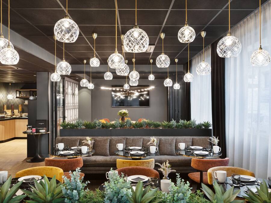 Daily buffet breakfast (EUR 15.90 per person)