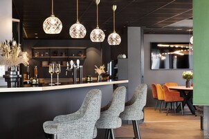 酒吧（店内）
