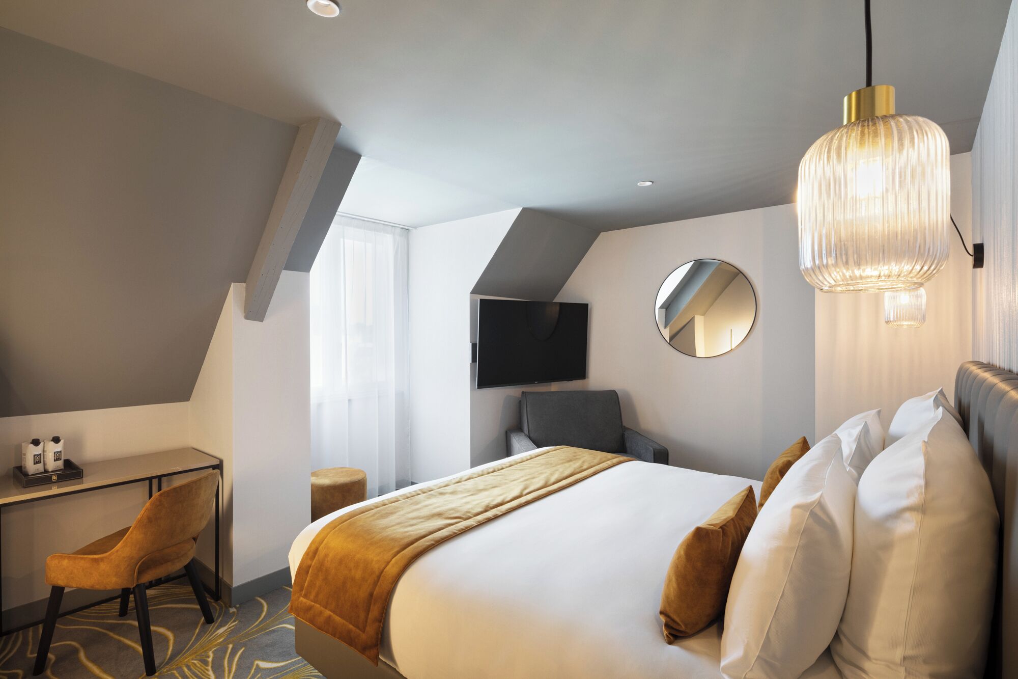 prestige double room | premium bedding, memory-foam beds, desk, soundproofing